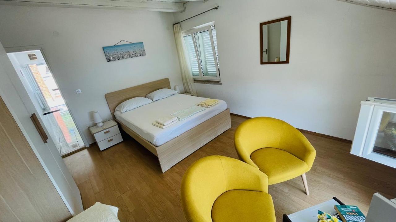 Apartments Danijela Lumbarda Extérieur photo